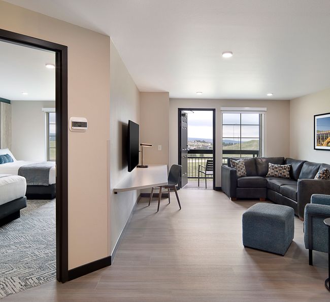 2 Queen Suite Balcony